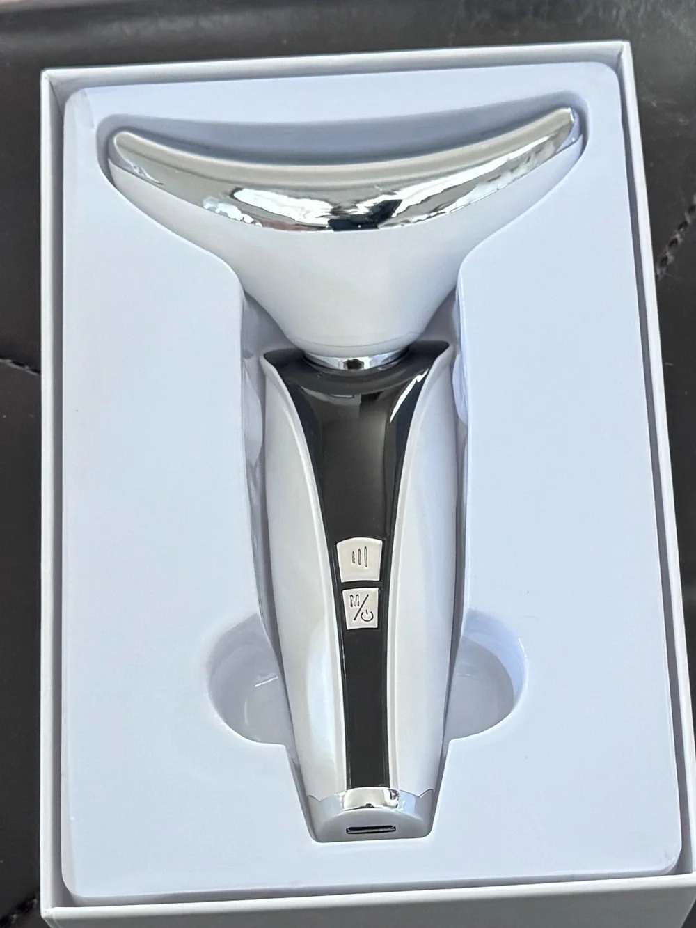 Botanique Paris Multi-Spectral Chin & Neck Tightening Light Therapy Device